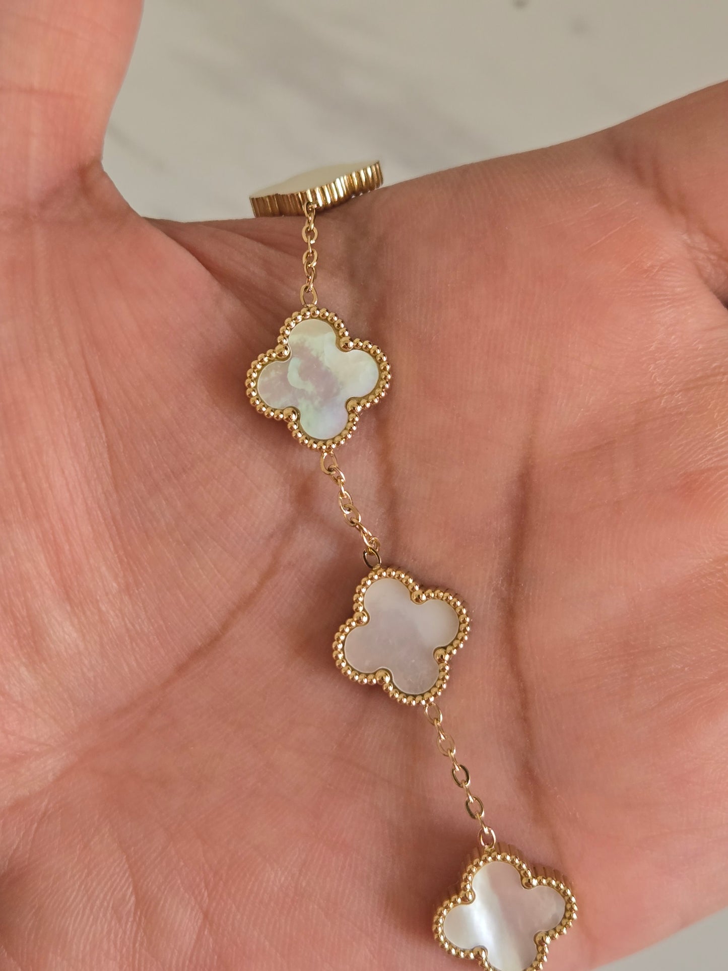Ivory Clover Chain Bracelet (Gold)