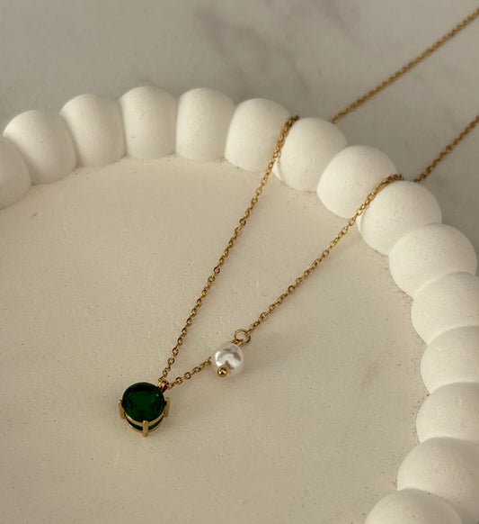Emerald Pearl Necklace (Gold)