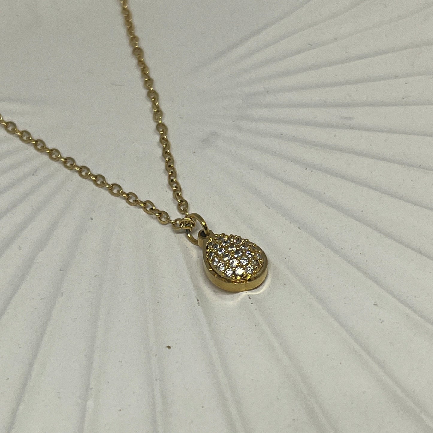 Dainty Pave Teardrop Necklace (Gold)