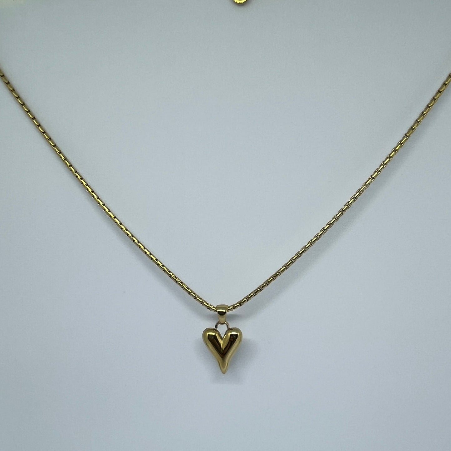 Puffed Heart Pendant Necklace (Gold)