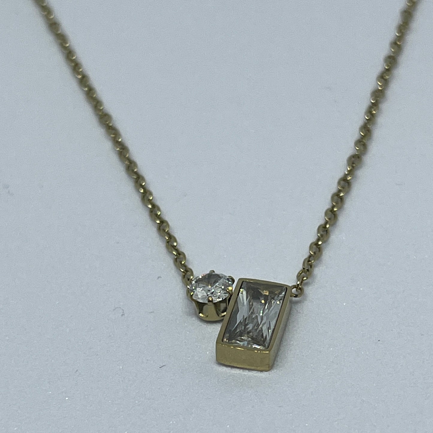 Duo Radiance Necklace (Gold)
