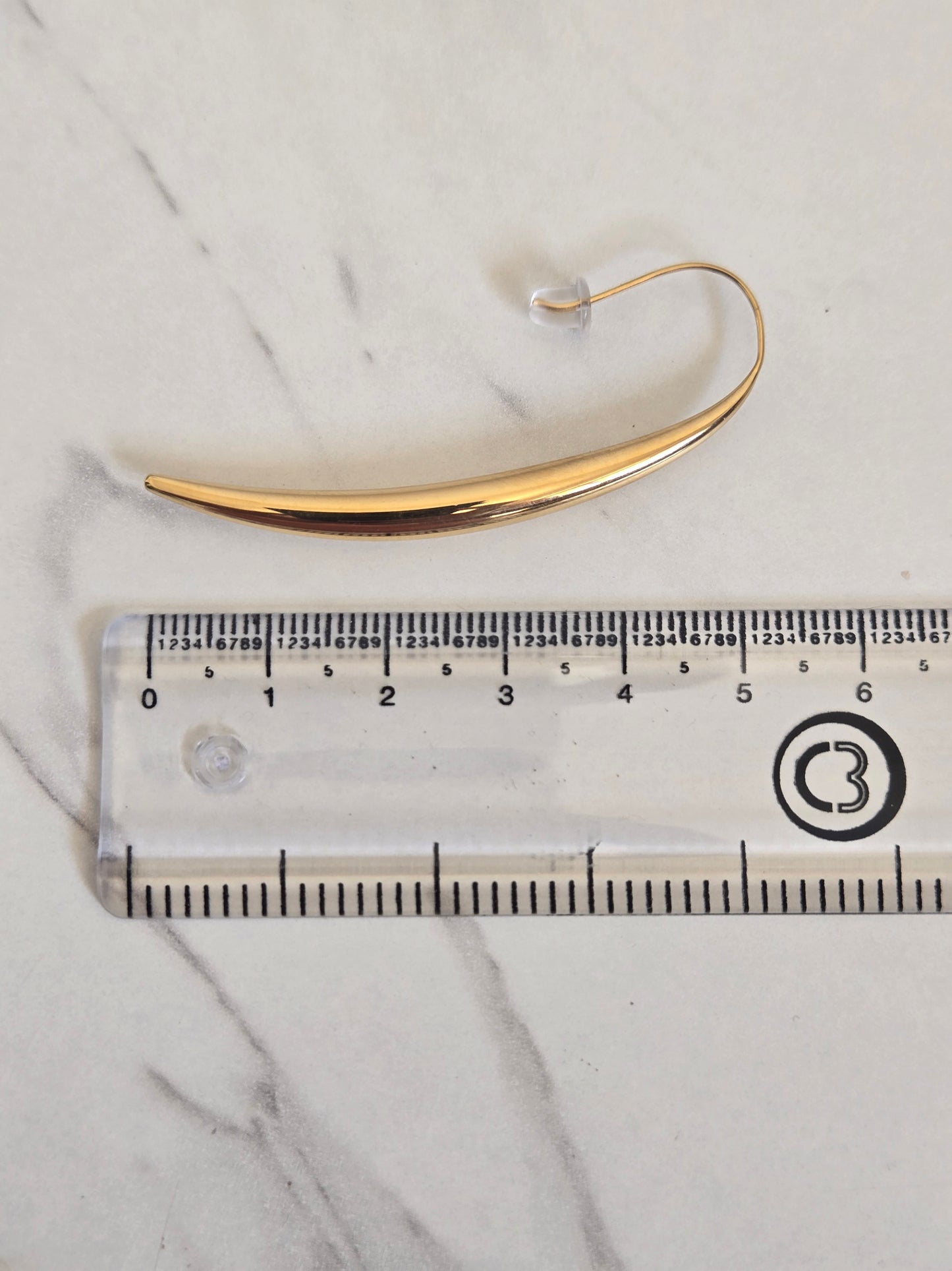 Modern Tapered Crescent Earrings (Gold)