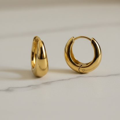 Polished Crescent Huggie Hoop Earrings Gold)
