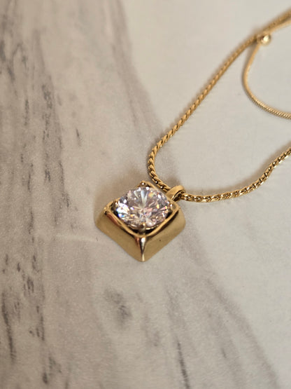 Radiant Square Crystal Layered Necklace (Gold)