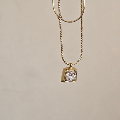 Radiant Square Crystal Layered Necklace (Gold)