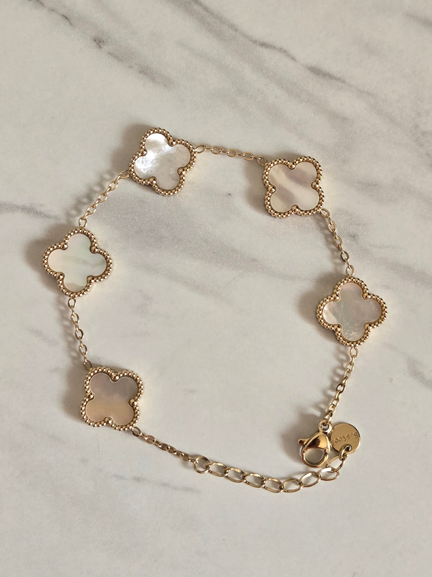 Ivory Clover Chain Bracelet (Gold)