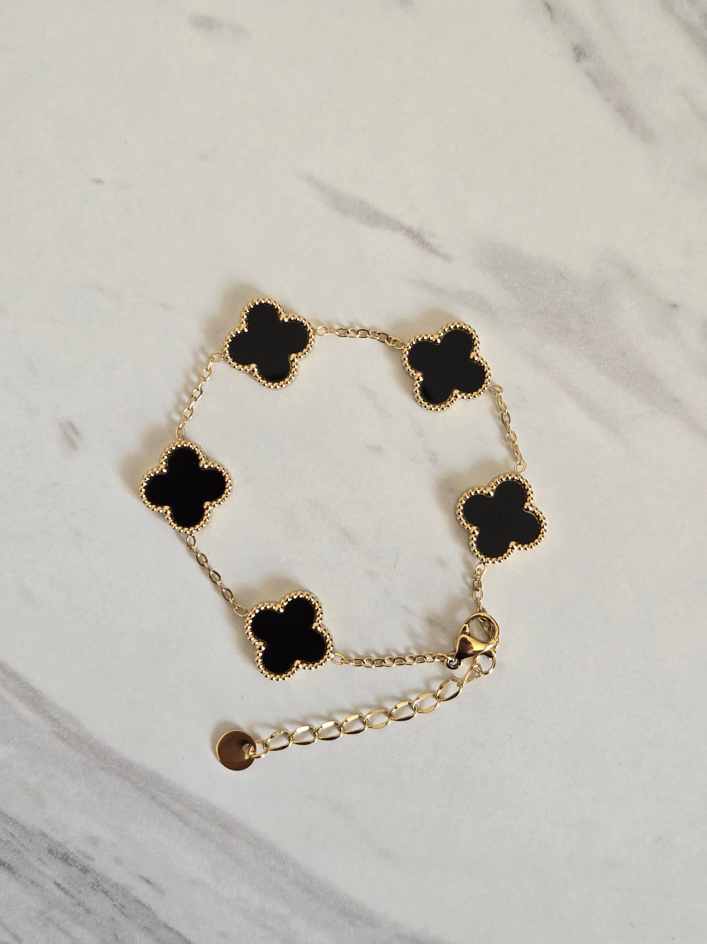 Midnight Clover Chain Bracelet (Gold)