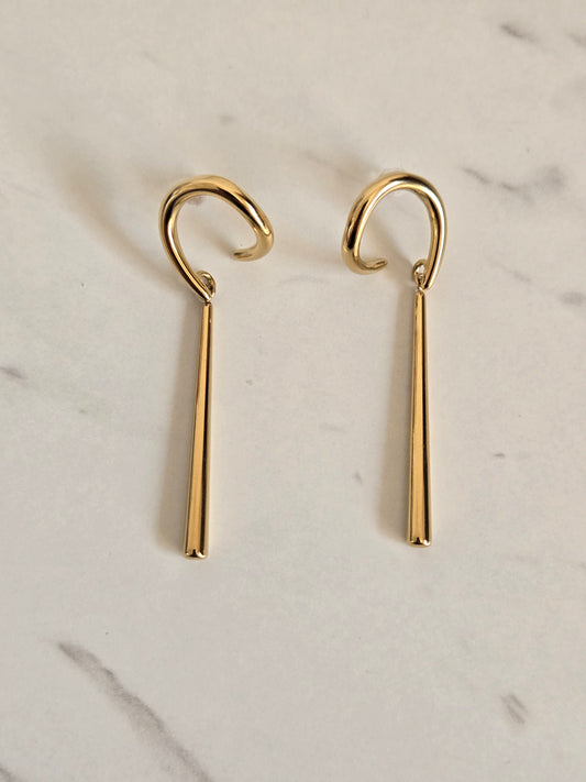 Sleek Abstract Drop Earrings (Gold)