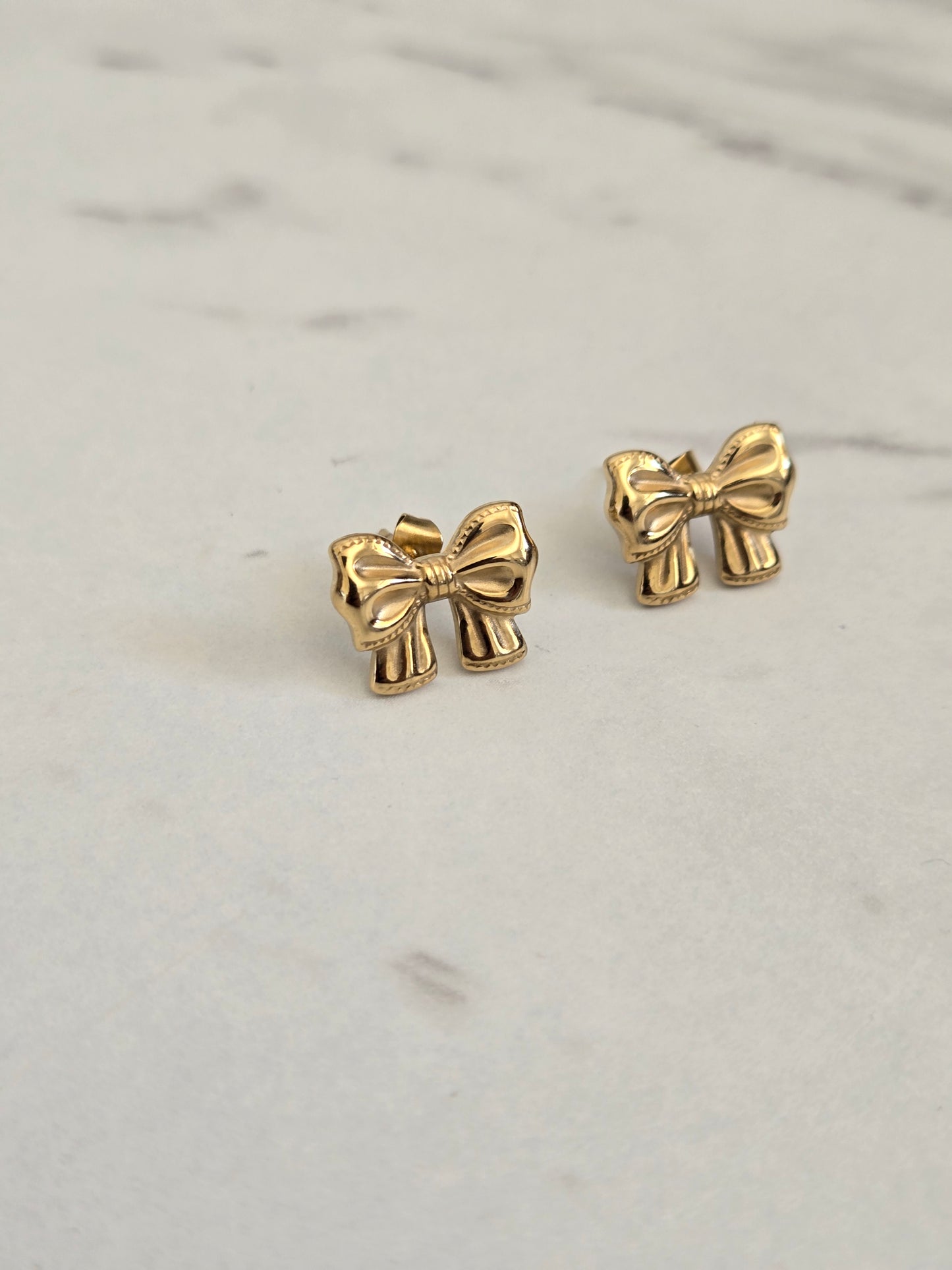 Vintage Bow Studs Earrings (Gold)