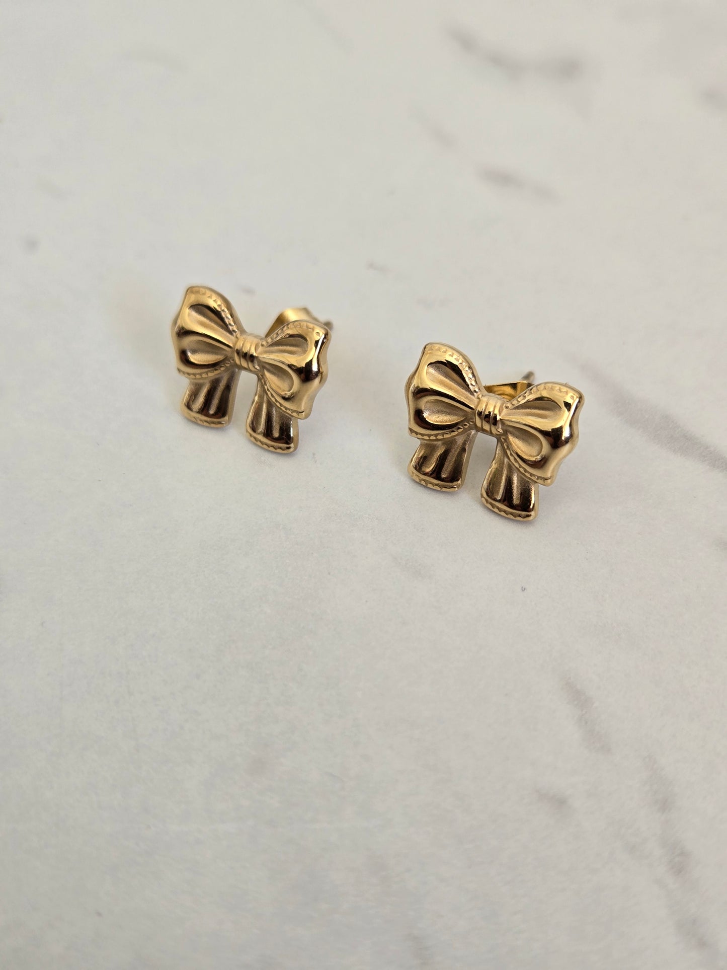 Vintage Bow Studs Earrings (Gold)