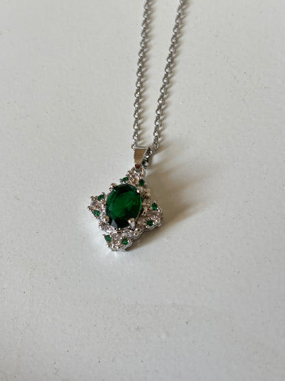 Royal Emerald Necklace (Silver)