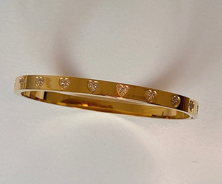 Golden Stoney Heart Bracelet