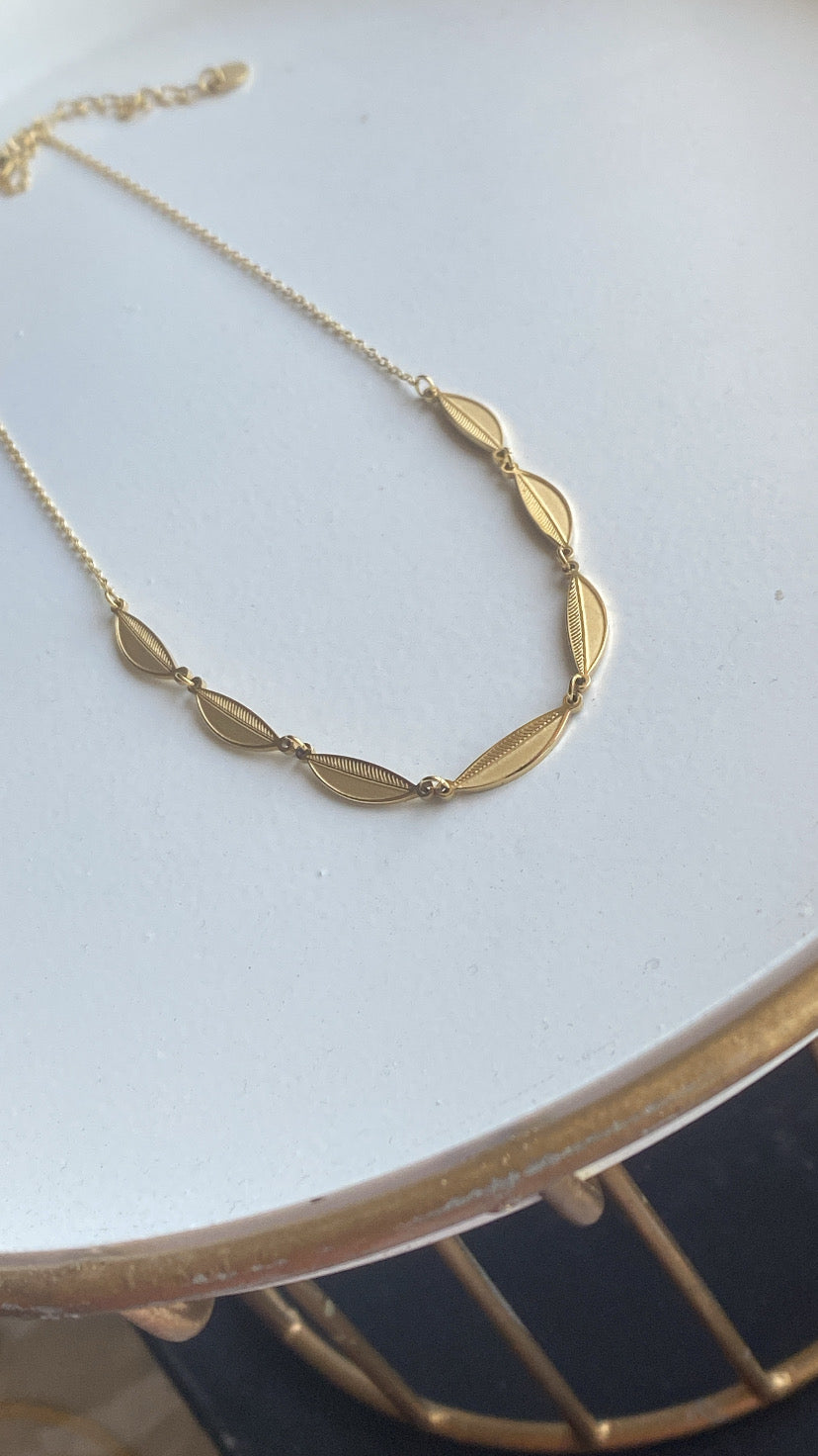Golden Leaf Necklace