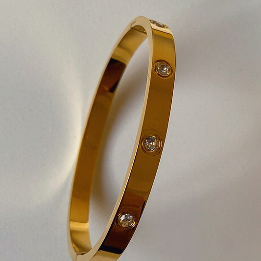 Diamond Glow Love Bracelet (Gold)