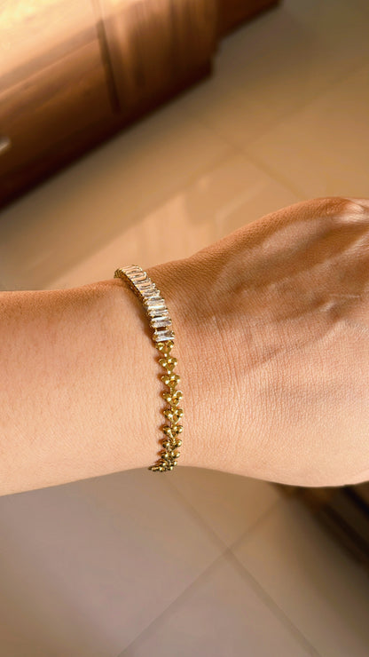 Luxe Baguette Chain Bracelet (Gold)