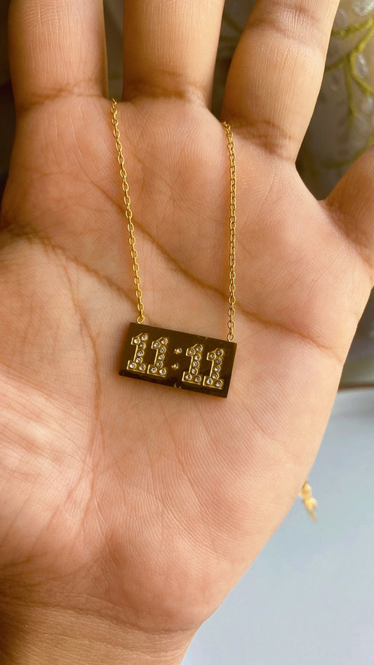 11:11 Angel Number Necklace (Gold)