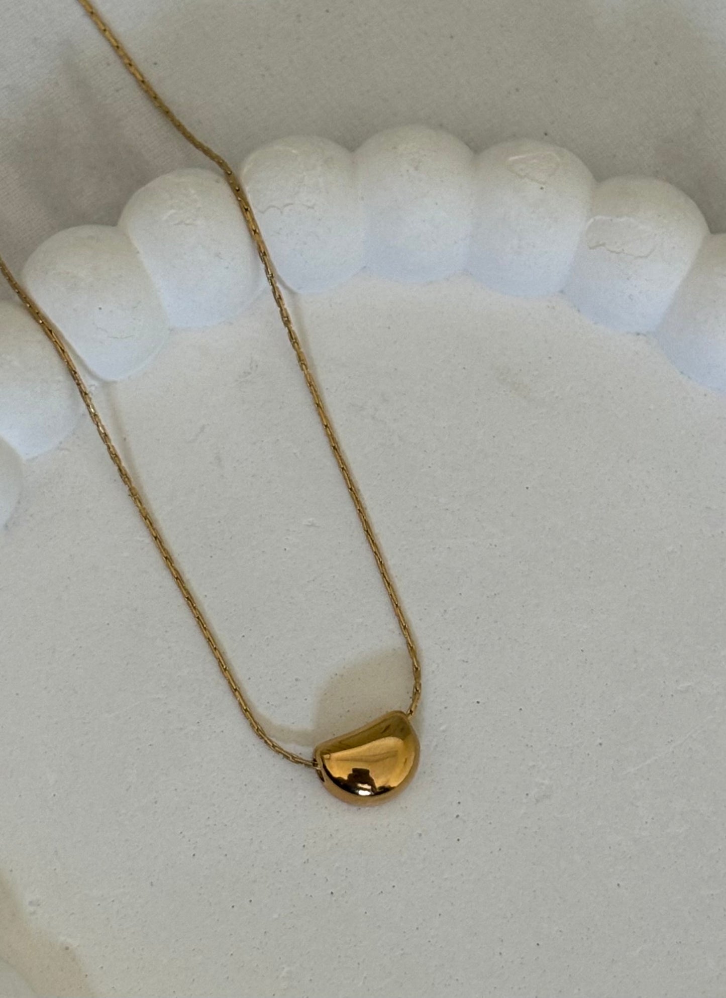 Little Soft Heart Necklace (Gold)