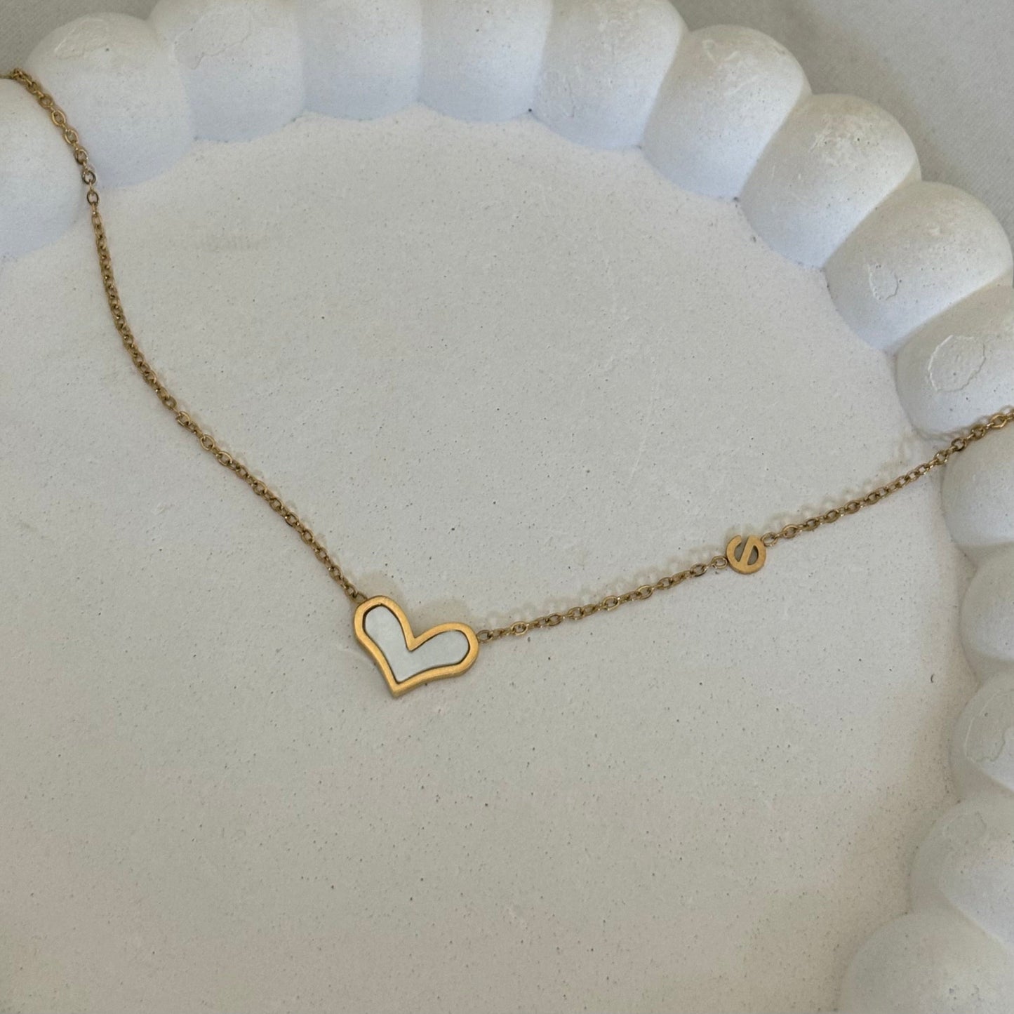 Hollow Heart Necklace (Gold)