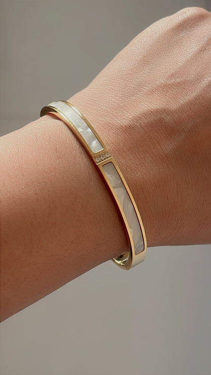 Lustrous Harmony Bracelet (Gold)