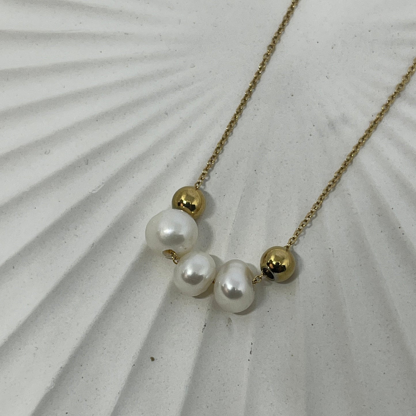 Pearl & Gold Bead Harmony Necklace (Gold)
