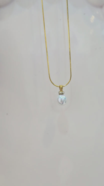 Clara Pearl Necklace