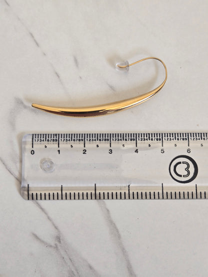 Modern Tapered Crescent Earrings (Gold)