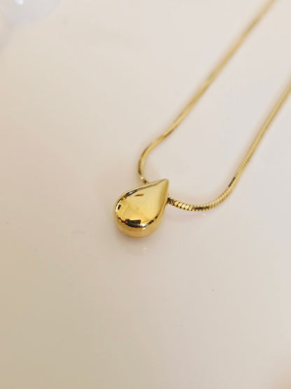 Solid Drop Necklace (Gold)
