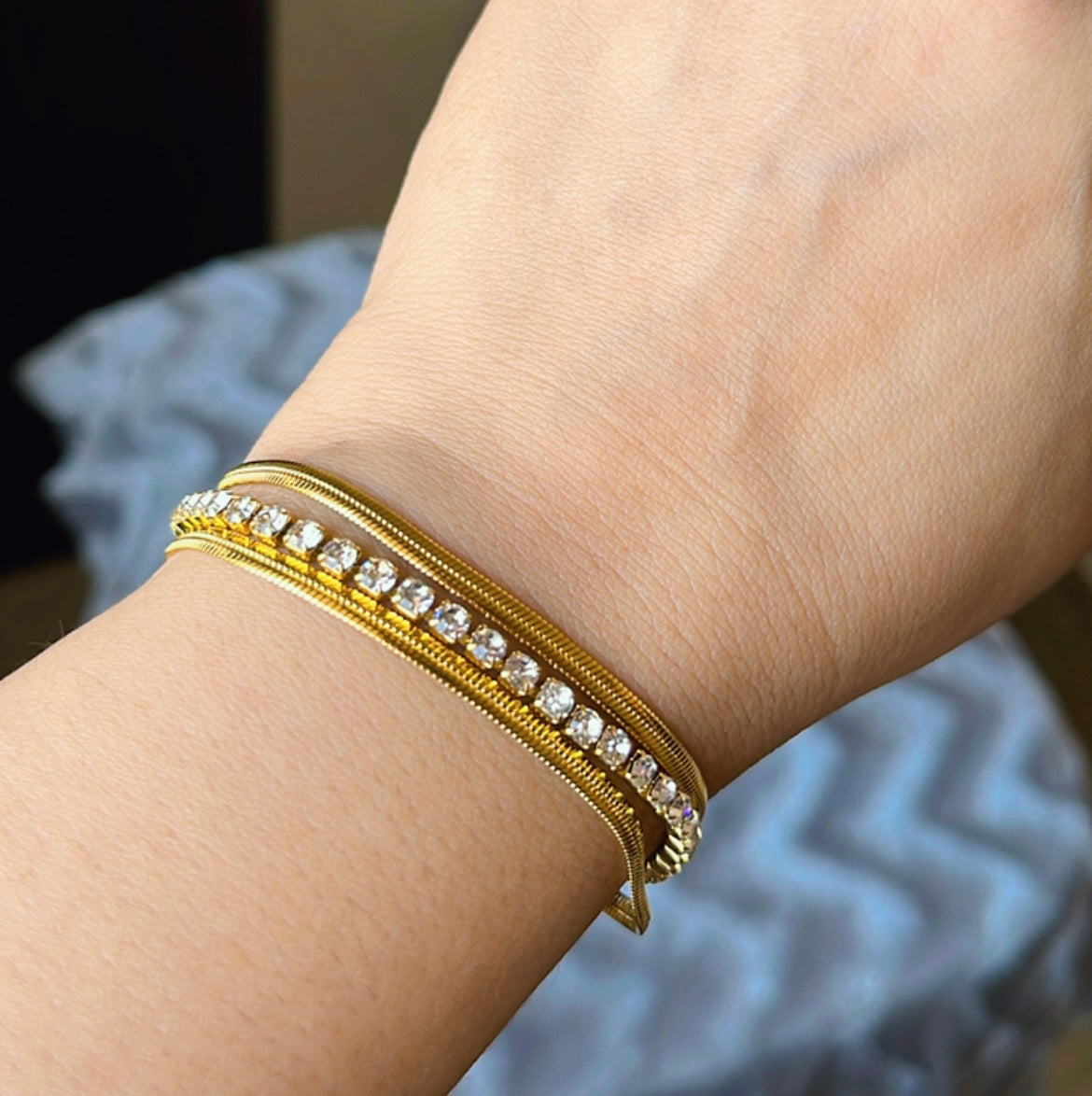 Dual Luxe Snake & Stone chain Bracelet (Gold)