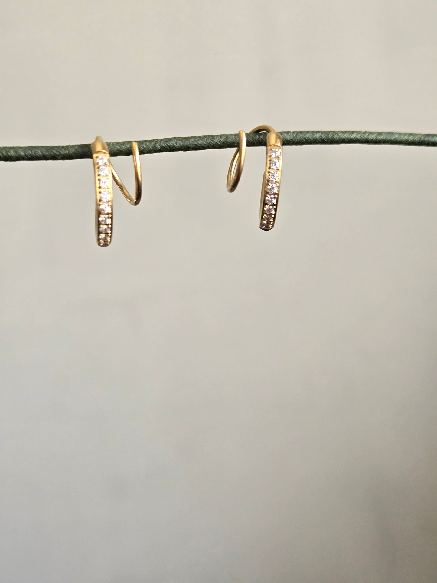 Sparkling Spiral Huggie Earrings (Gold)